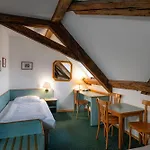 Adalbert Hotell 3*
