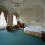 Hotel Adalbert 3*