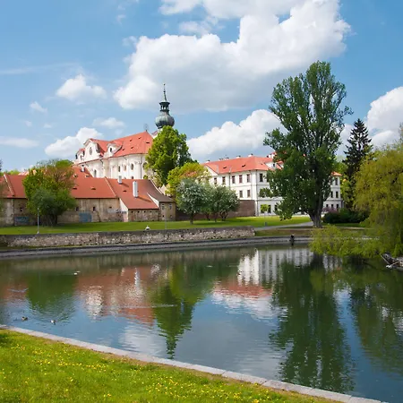 Adalbert Ecohotel 3*