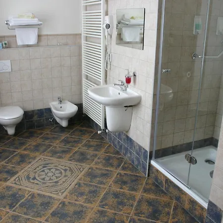 Adalbert Ecohotel 3*