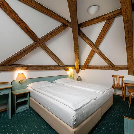 Adalbert Hotel 3*