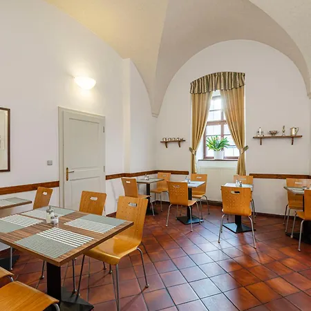 Hotel Adalbert 3*