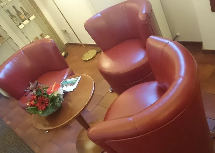 Hotell Adalbert 3*