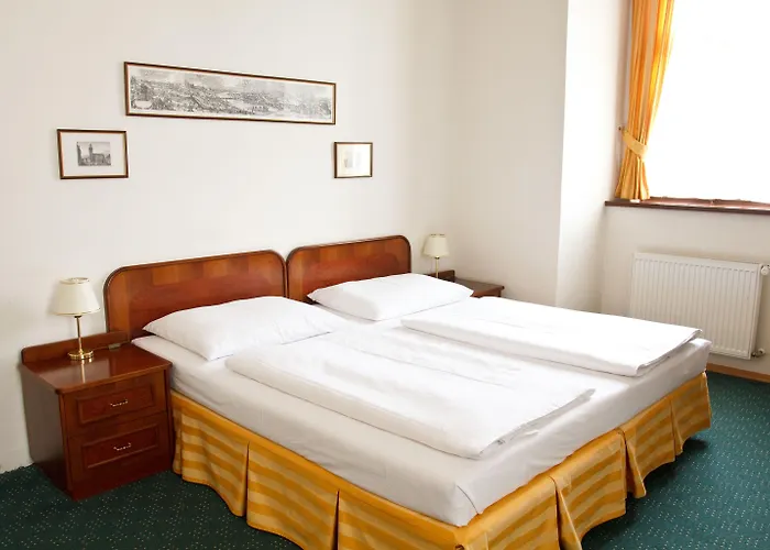 Hotell Adalbert 3*