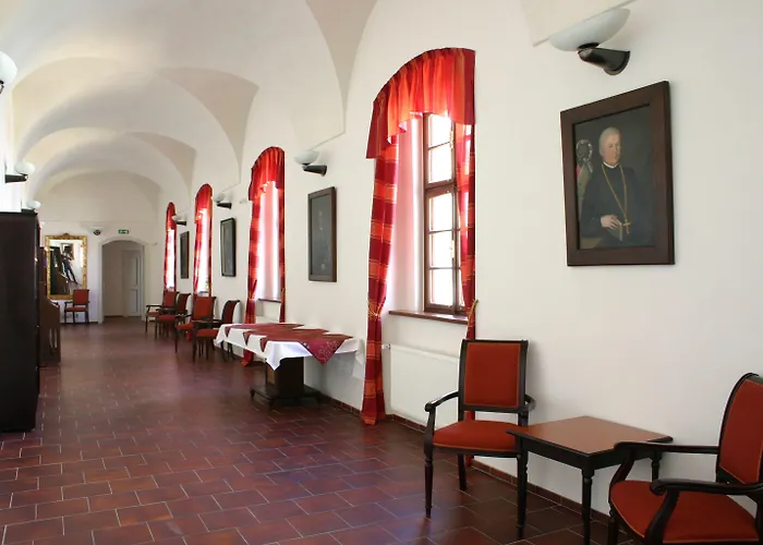 Hotell Adalbert 3*