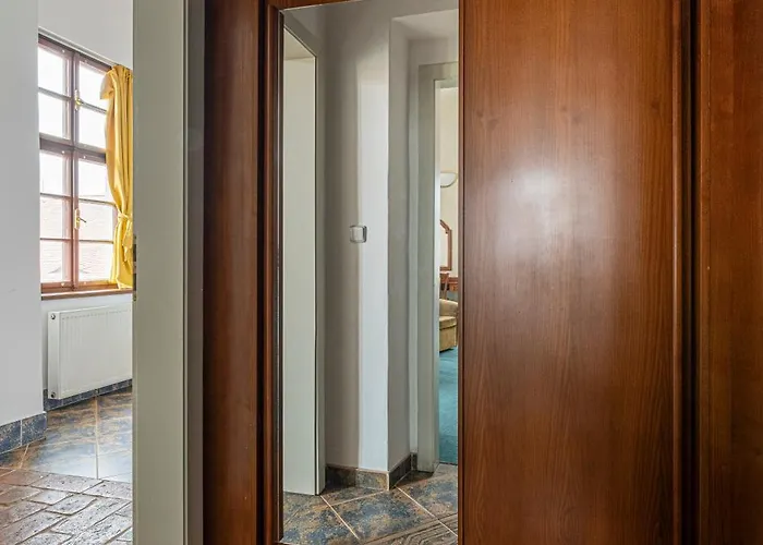 Adalbert Hotel 3*