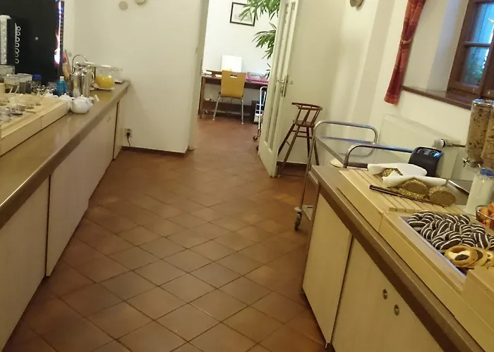 Adalbert 酒店